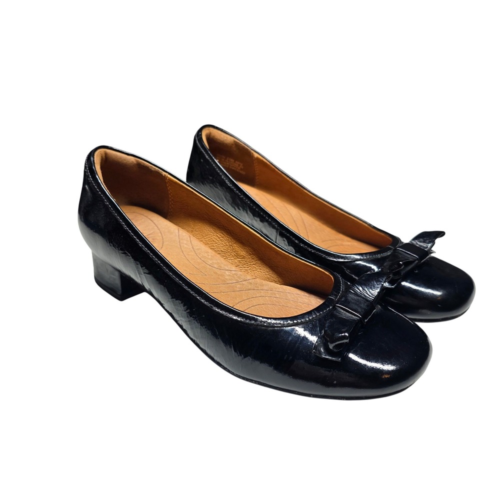 Clarks Indigo Black Patent Leather Bow Pumps 6.5M Low Block Heel Round Toe Shoes